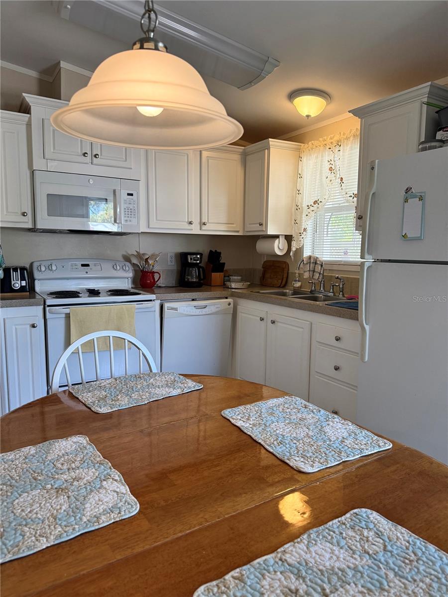 6904 CORTEZ RD W #10 — photo 11