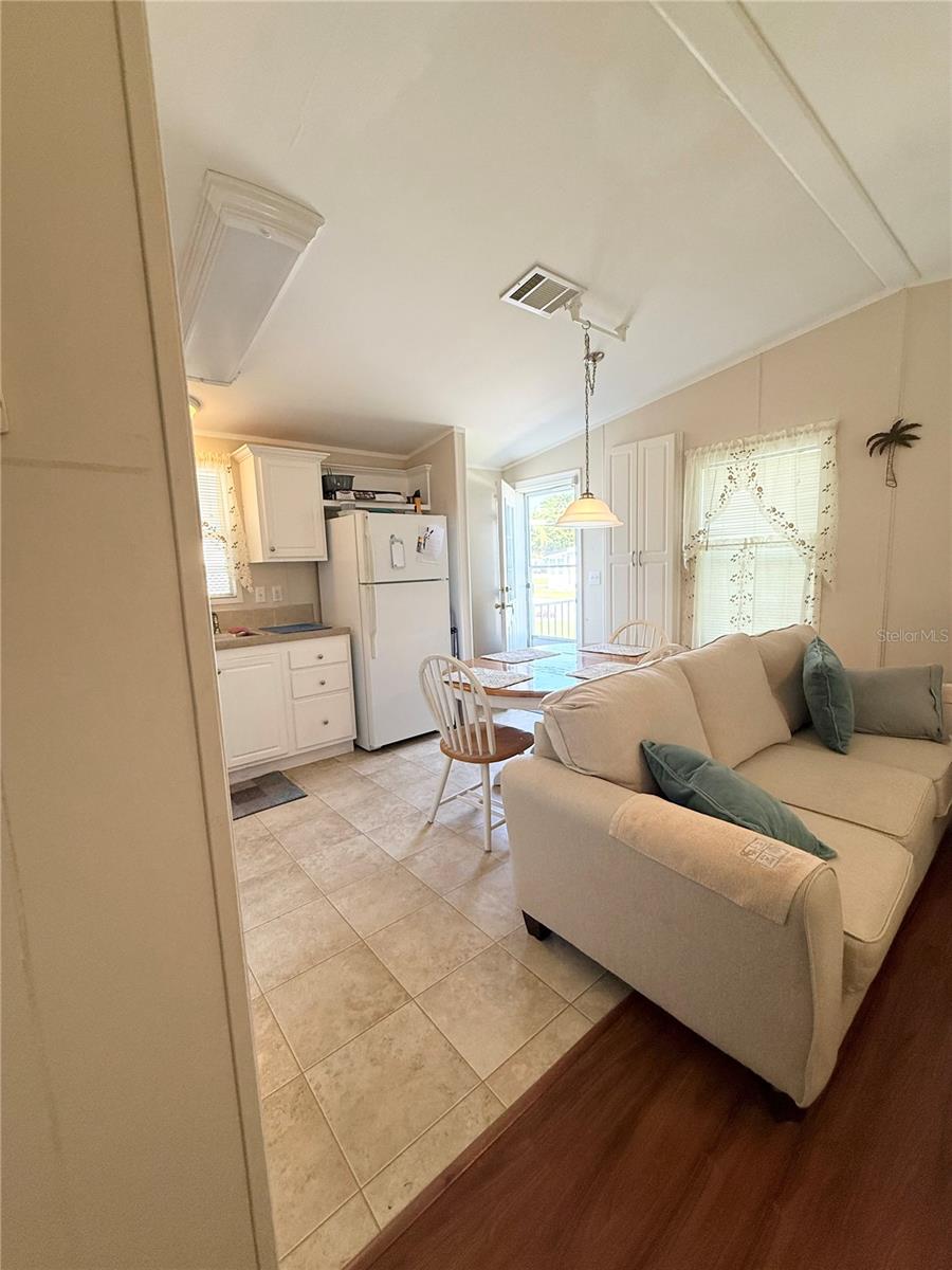 6904 CORTEZ RD W #10 — photo 33