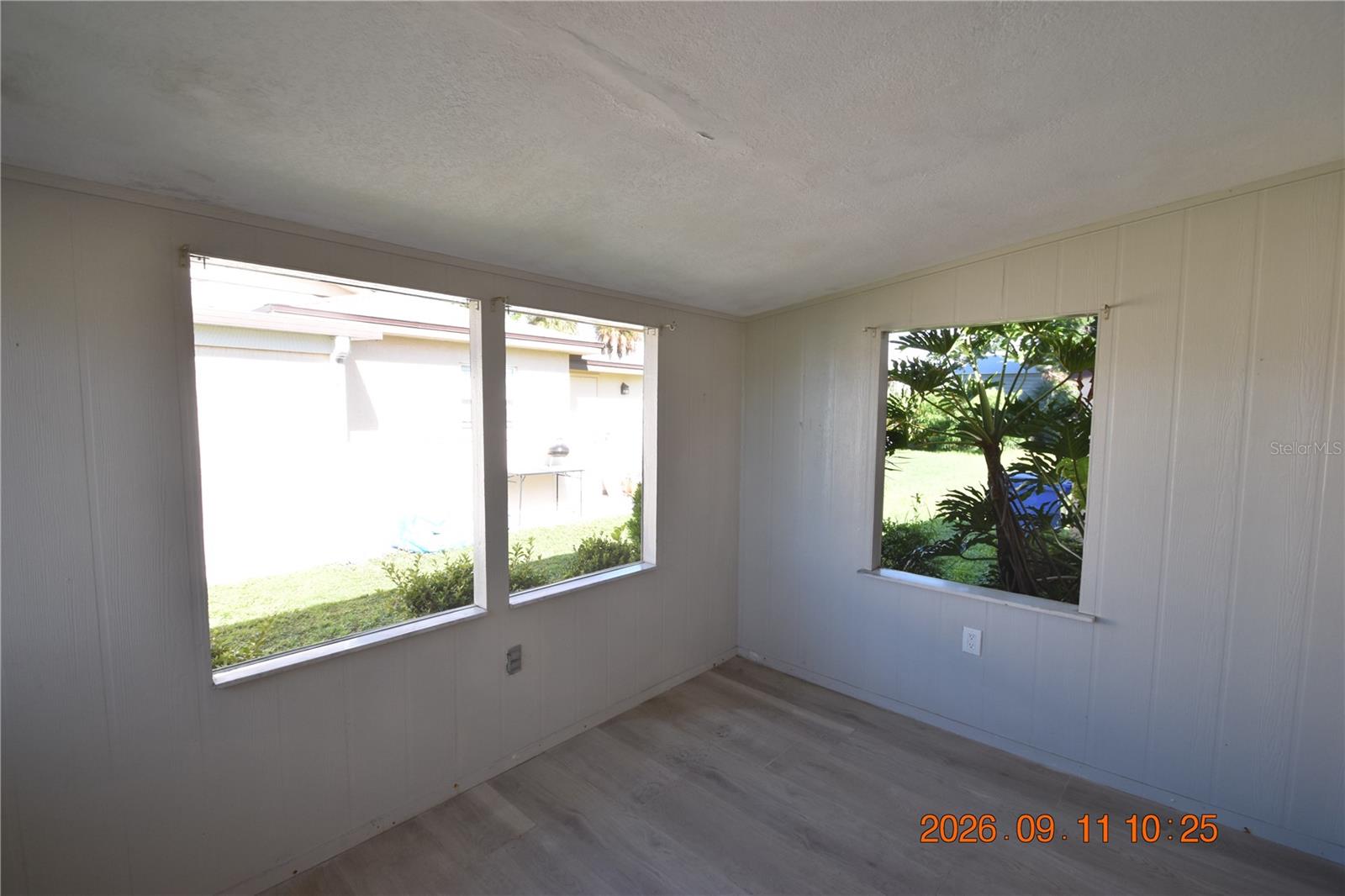 705 2ND AVE NW #B — photo 8