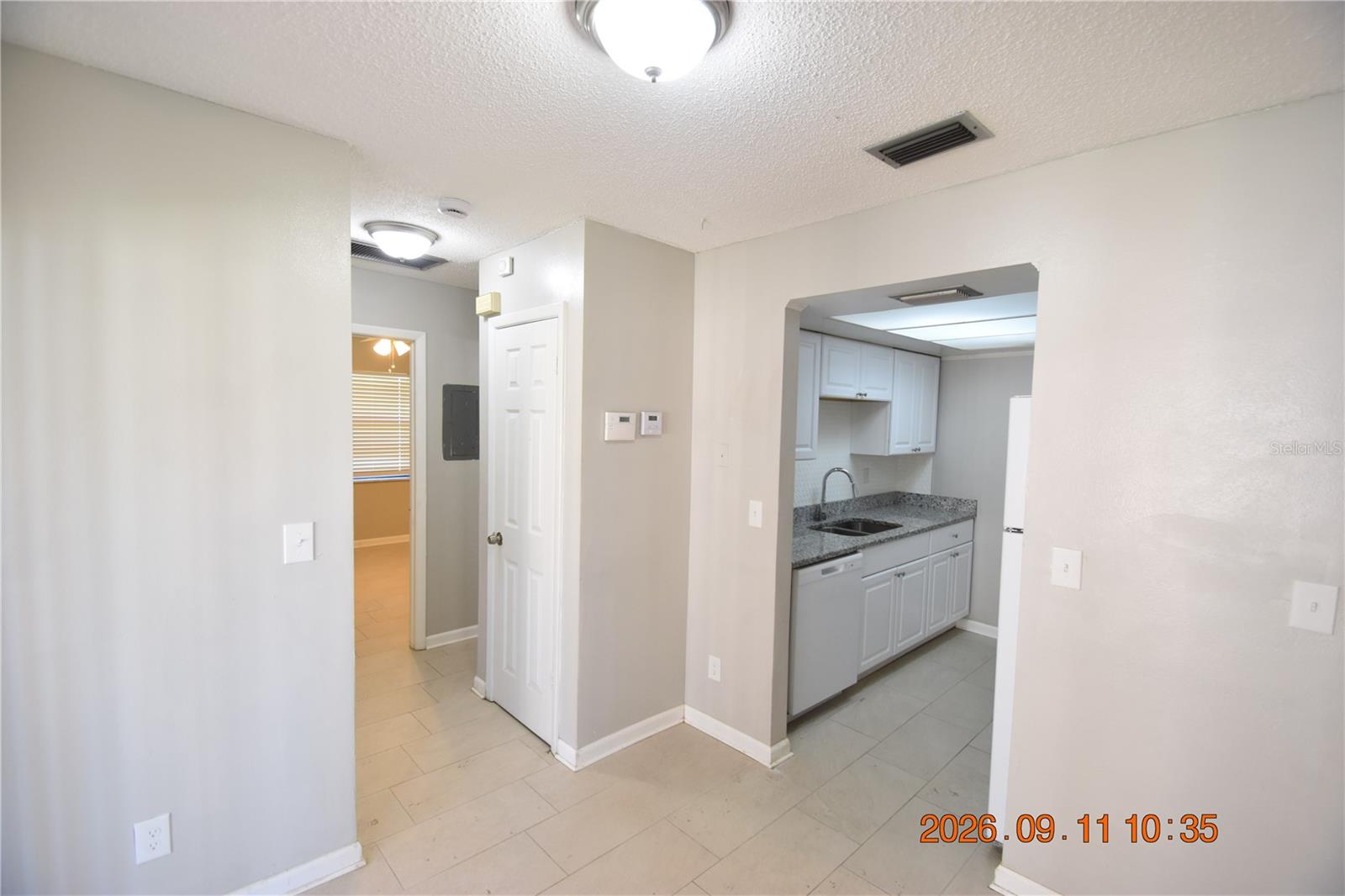 705 2ND AVE NW #B — photo 22