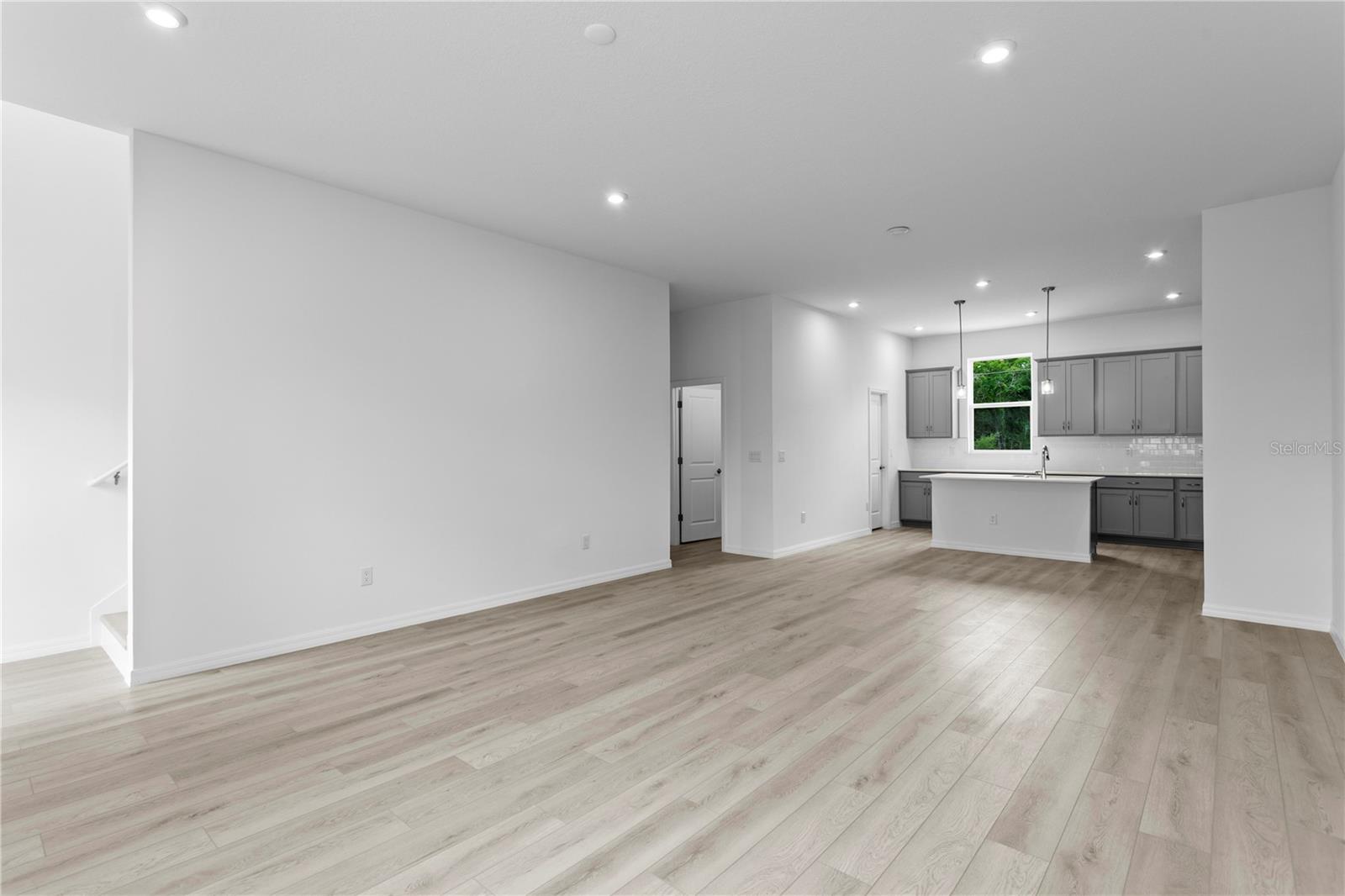 9614 MONTAGUE ST — photo 14