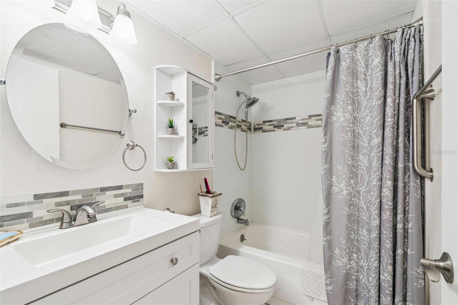 2750 E BAY DR #12B — photo 25