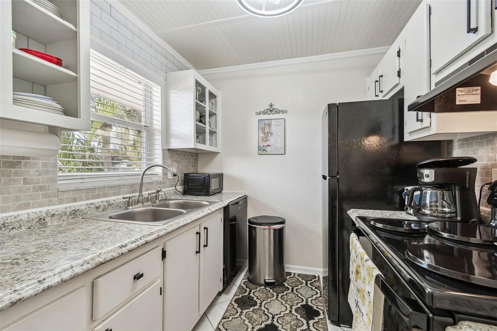 2750 E BAY DR #12B — photo 11