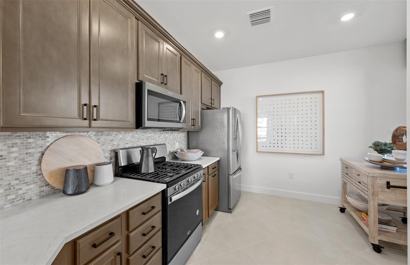 18738 INDIAN ROCK PL — photo 20