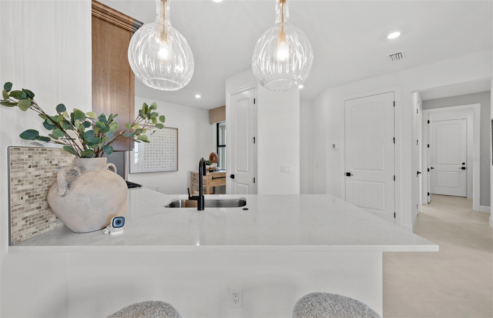 18738 INDIAN ROCK PL — photo 24