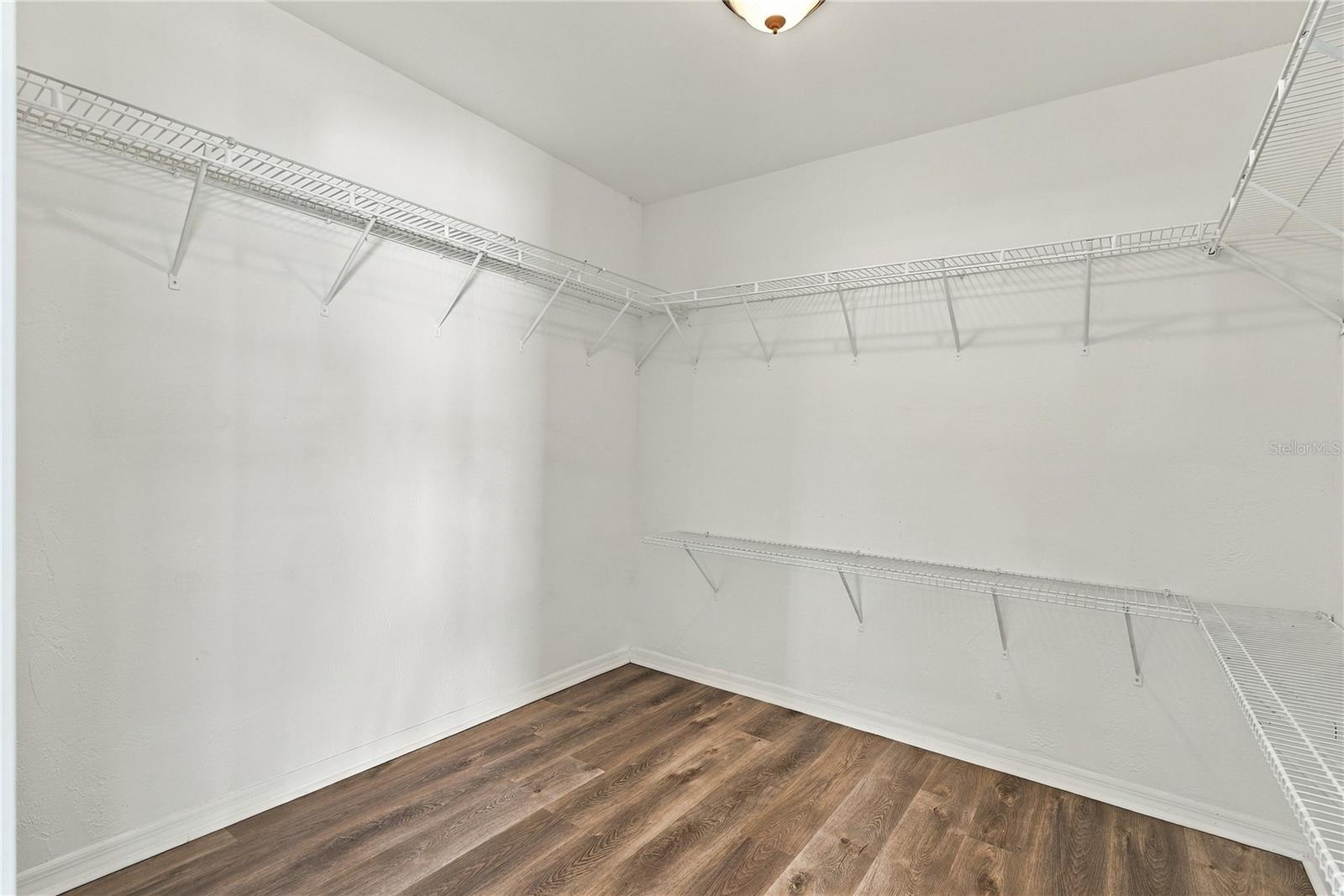 5030 ARAGON WAY S — photo 17