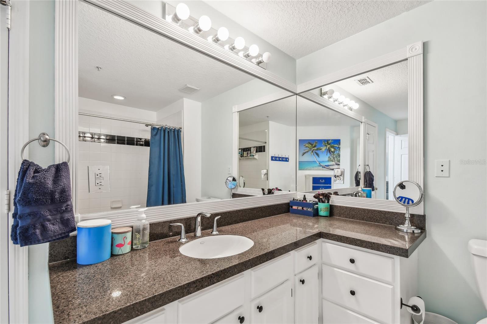 4304 BAY CLUB CIR #4304 — photo 21