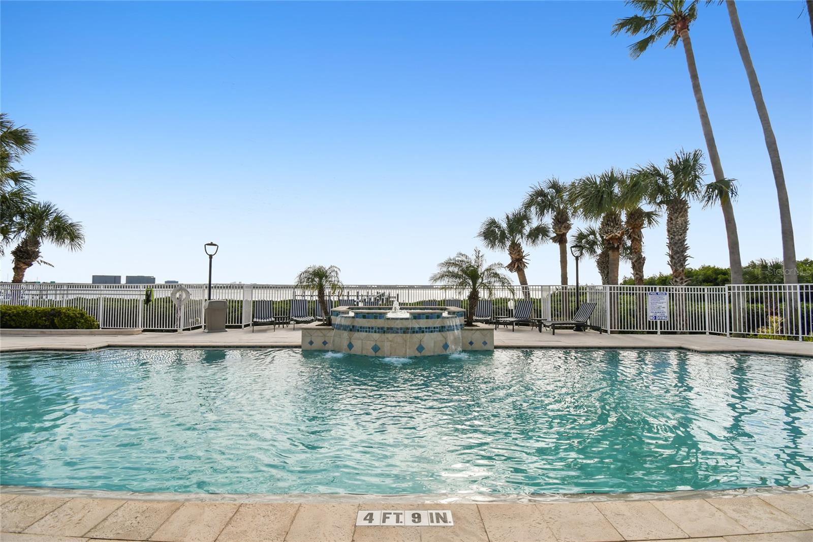 4304 BAY CLUB CIR #4304 — photo 37