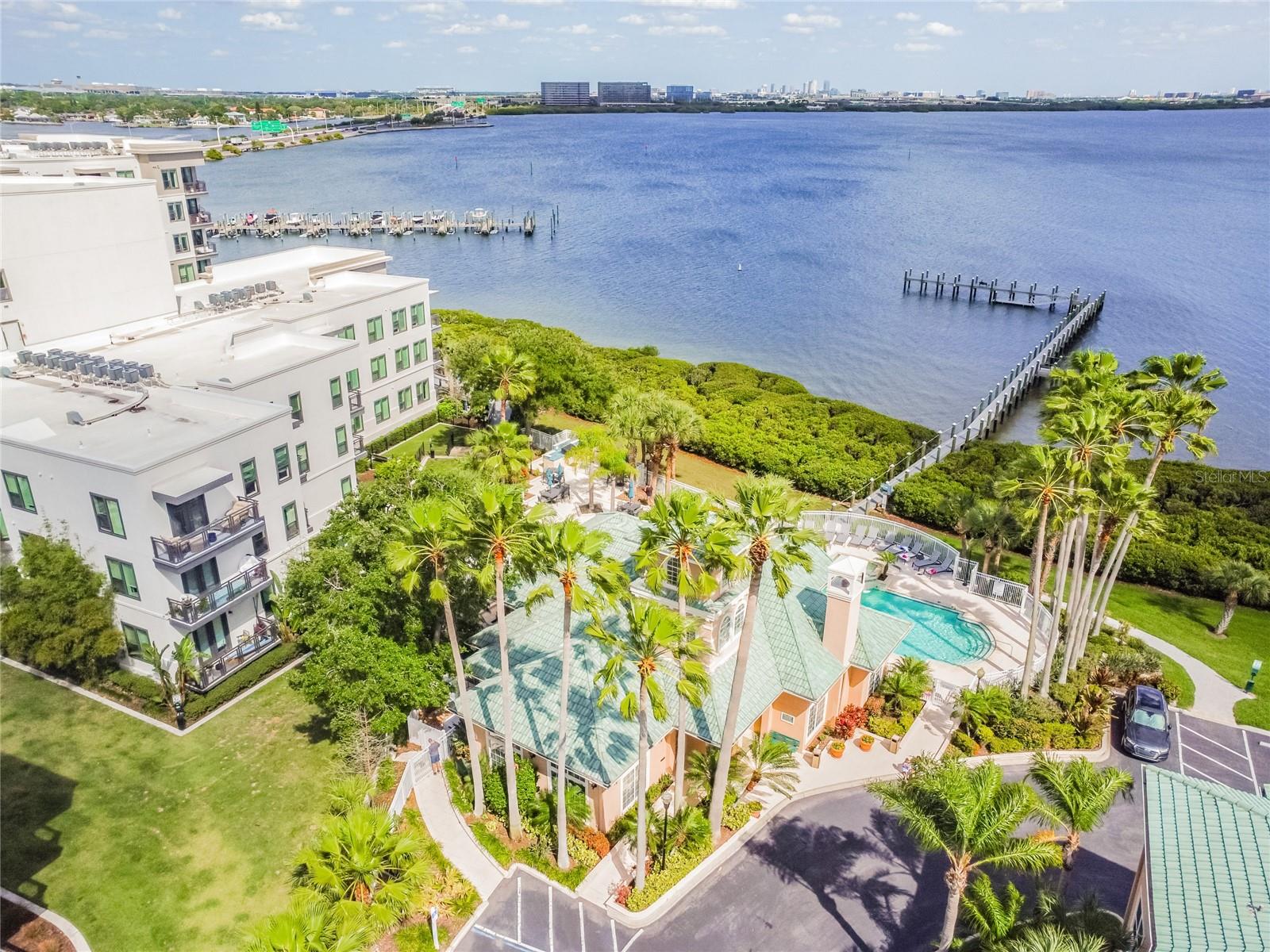 4304 BAY CLUB CIR #4304 — photo 44