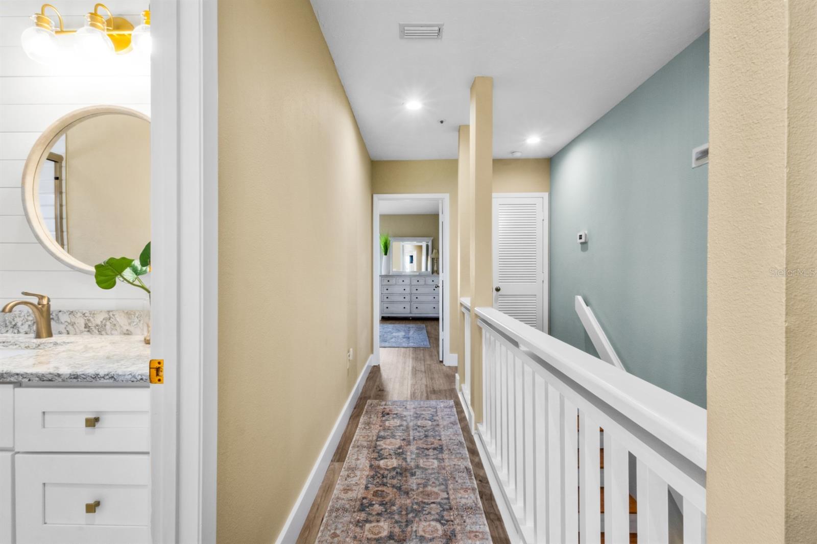 521 FOREST WAY — photo 23