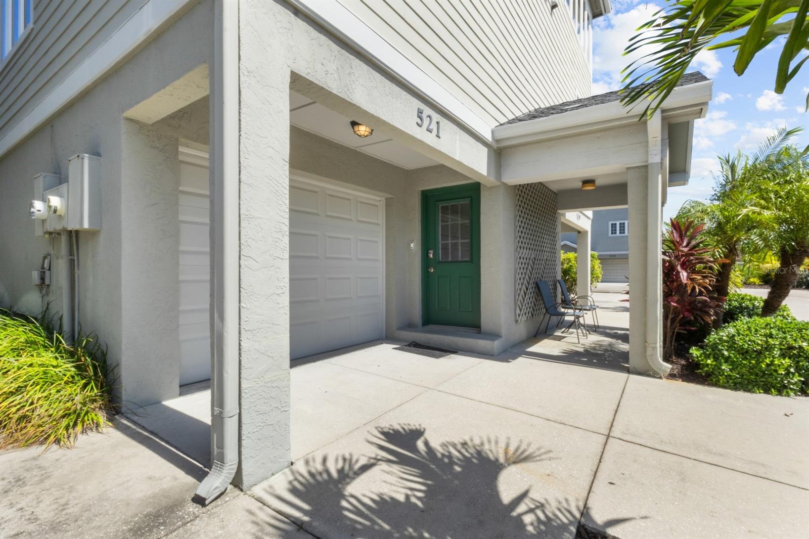 521 FOREST WAY — photo 2