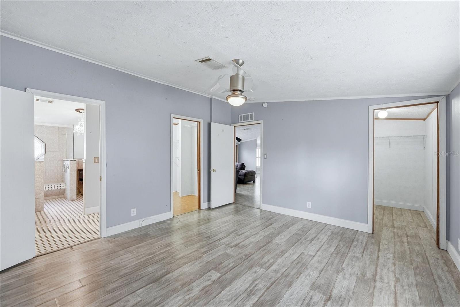 583 PORTSIDE DR — photo 23