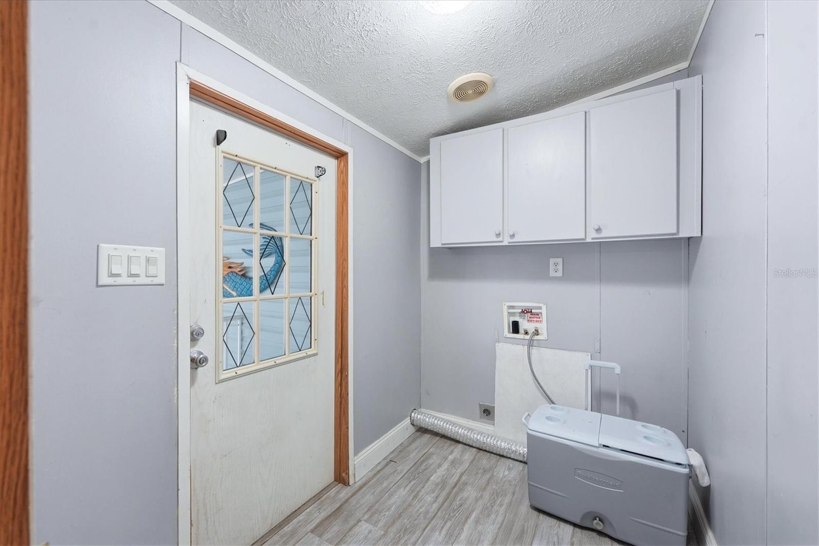 583 PORTSIDE DR — photo 39