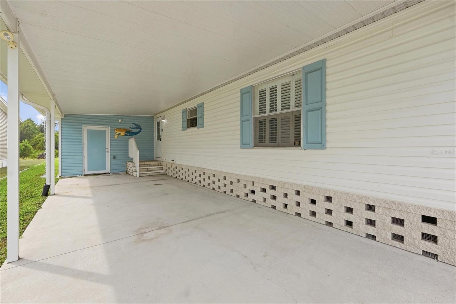 583 PORTSIDE DR — photo 6