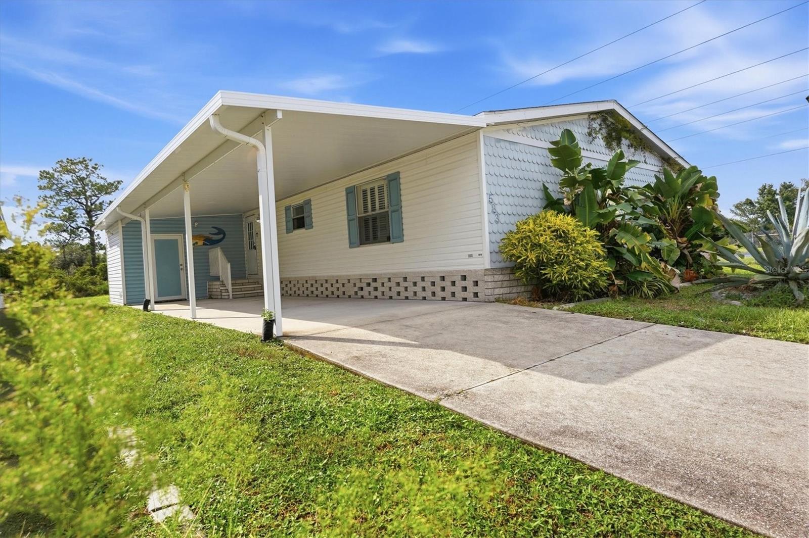 583 PORTSIDE DR — photo 4