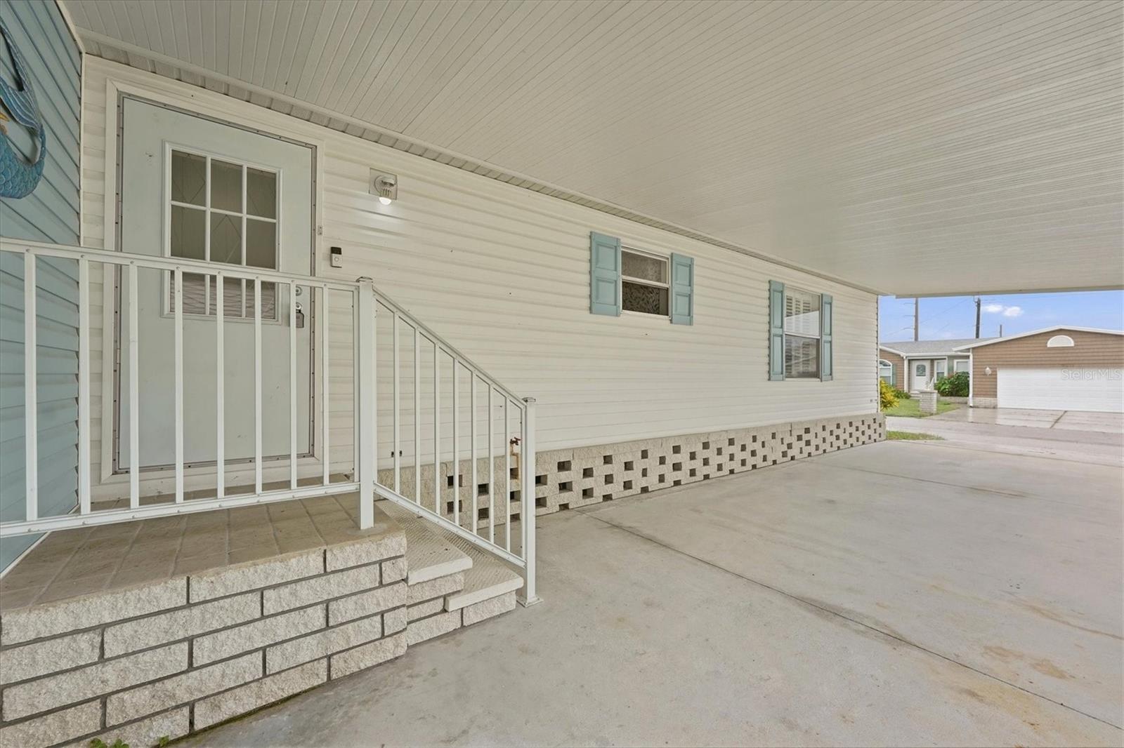 583 PORTSIDE DR — photo 7