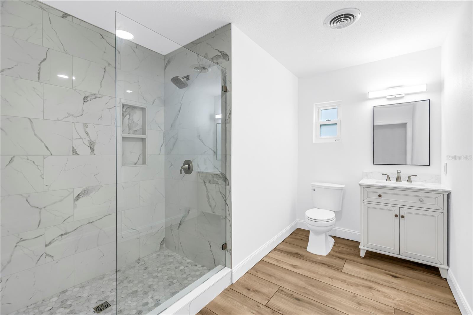 7204 GRAND BLVD — photo 35