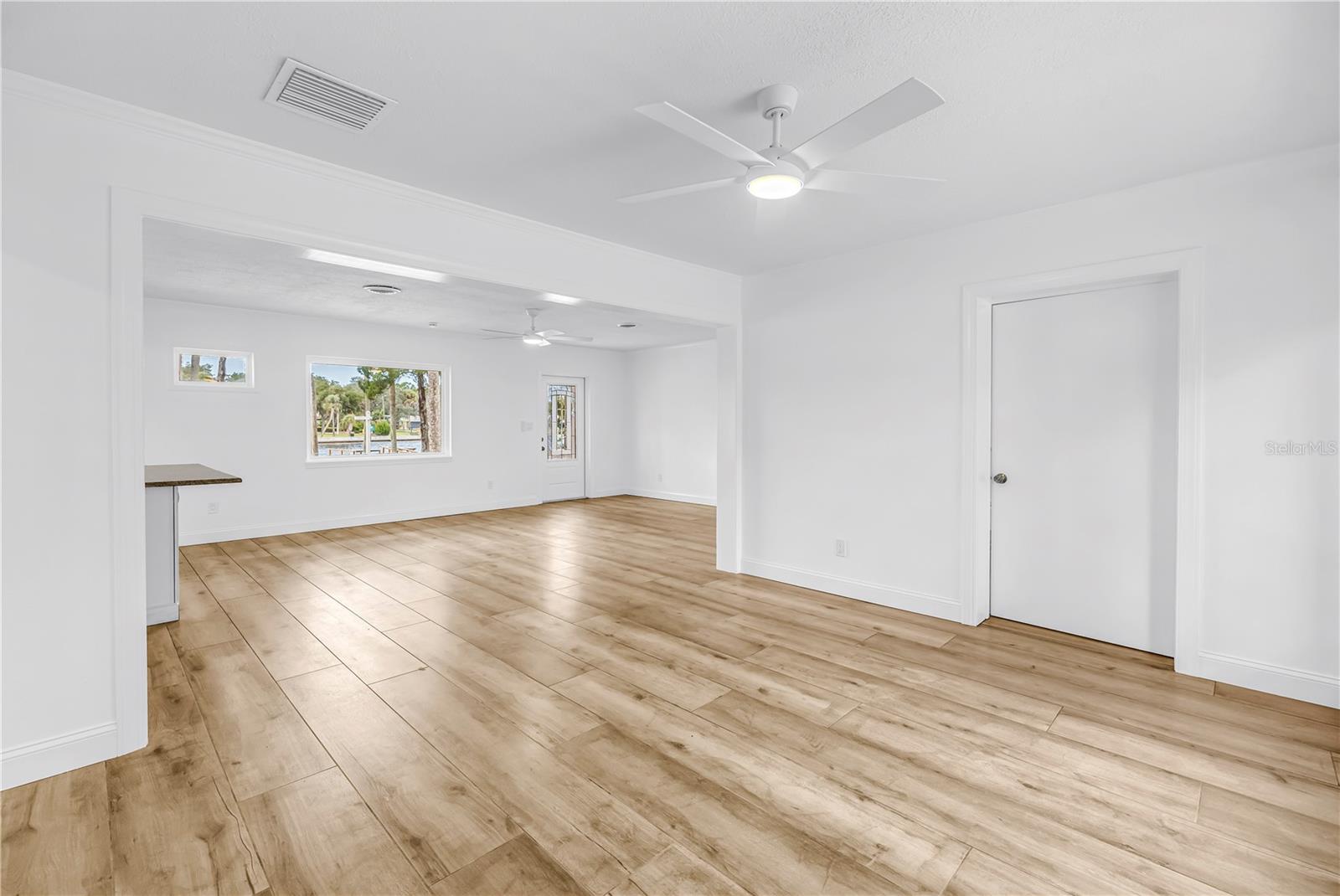 7204 GRAND BLVD — photo 18