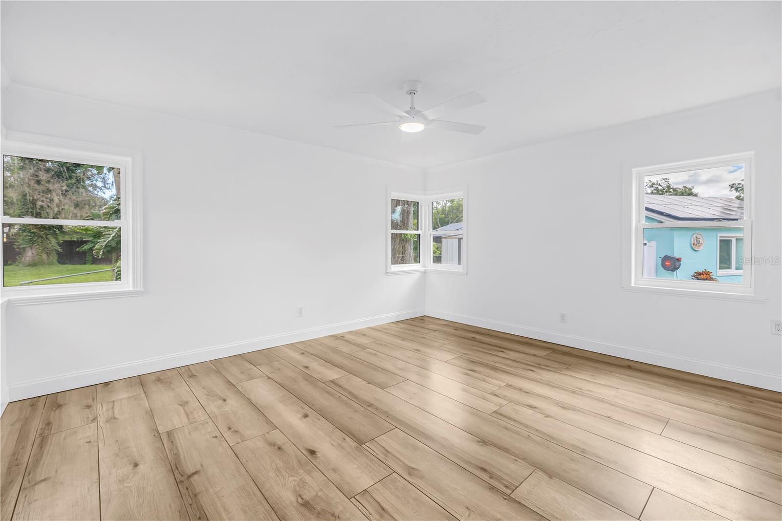 7204 GRAND BLVD — photo 32