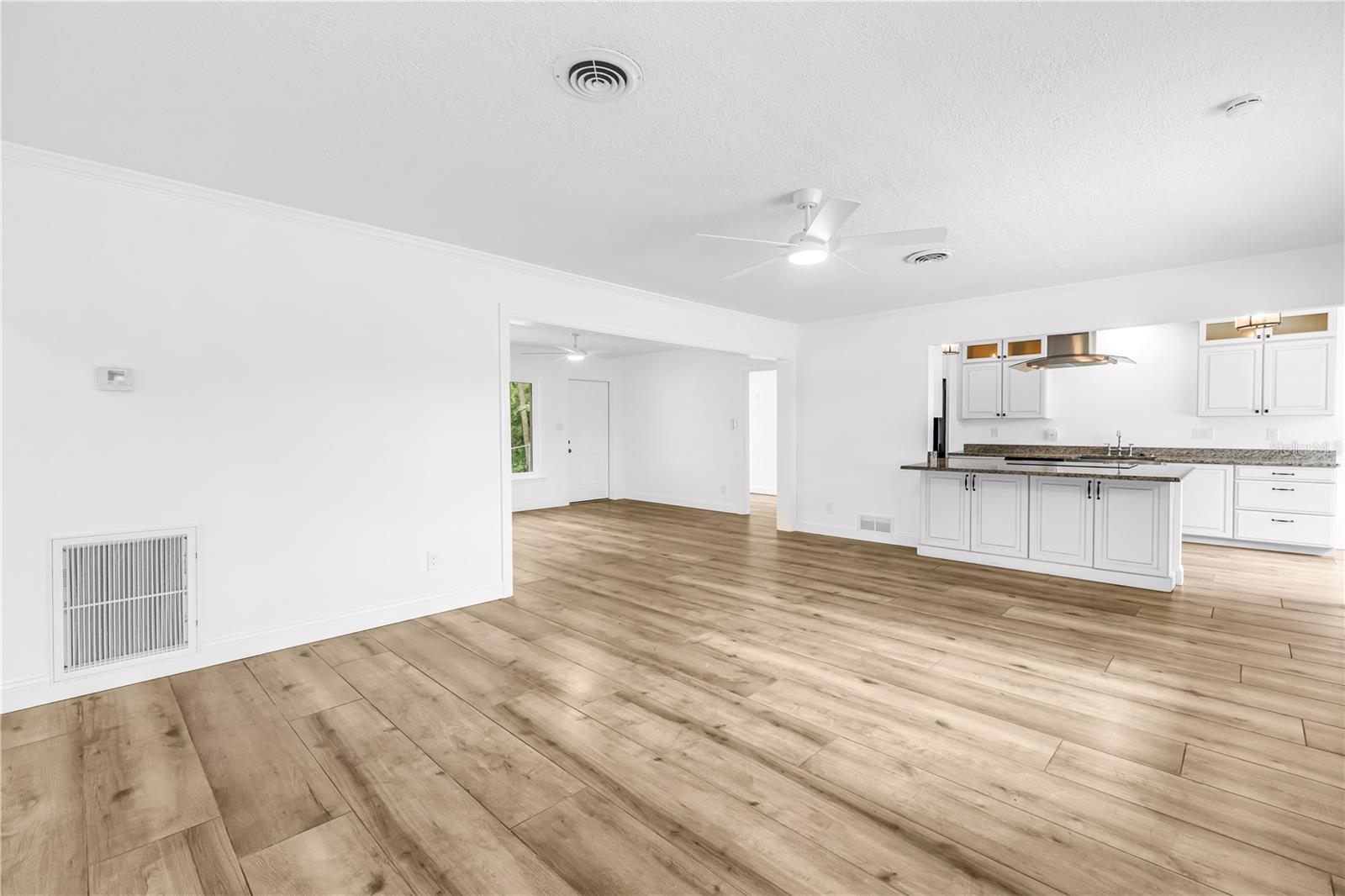7204 GRAND BLVD — photo 15