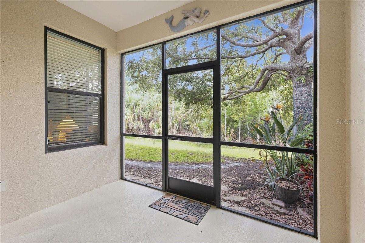 2063 BATELLO DR — photo 32