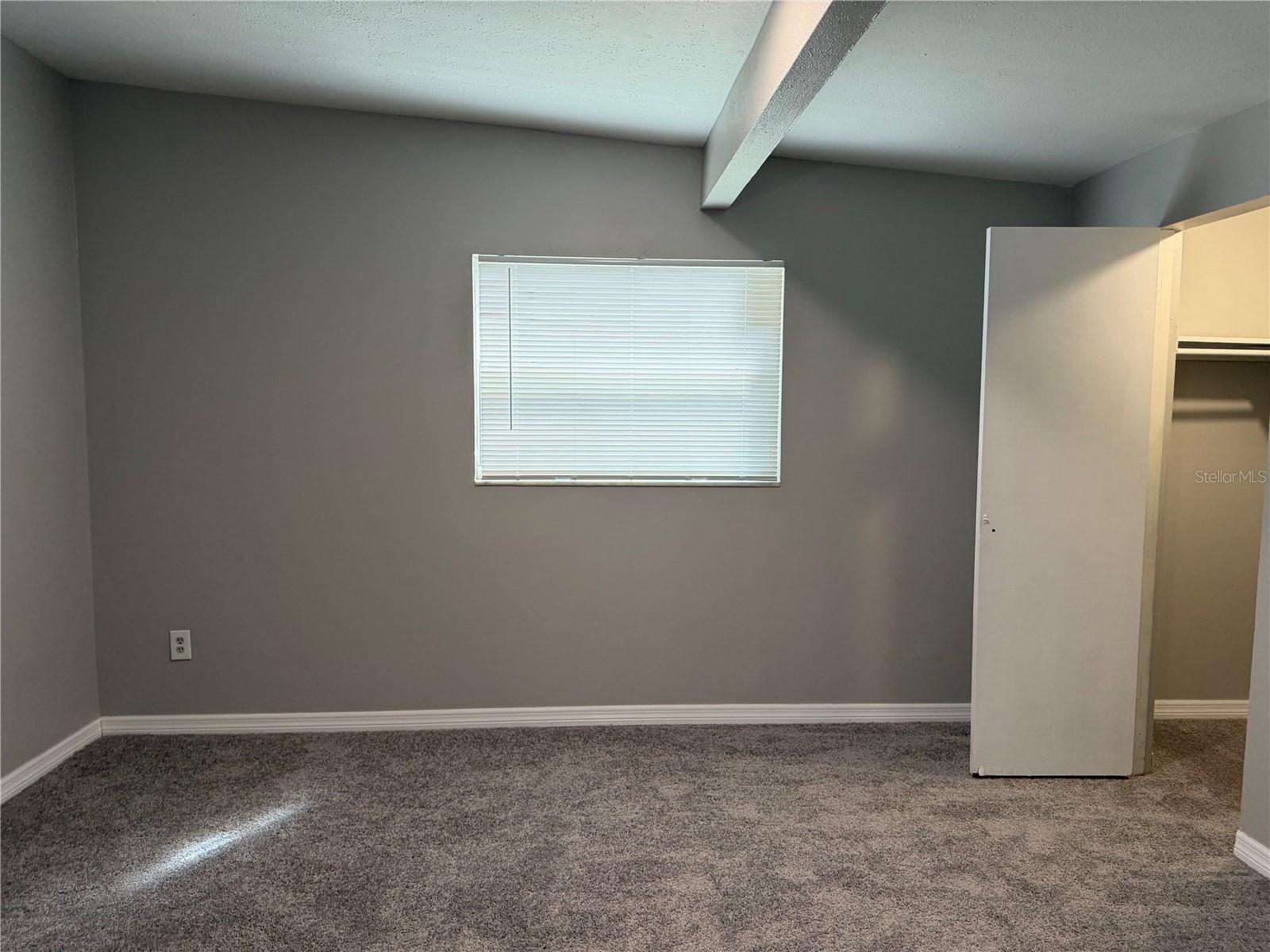8707 N MANDARINE PL #B — photo 13
