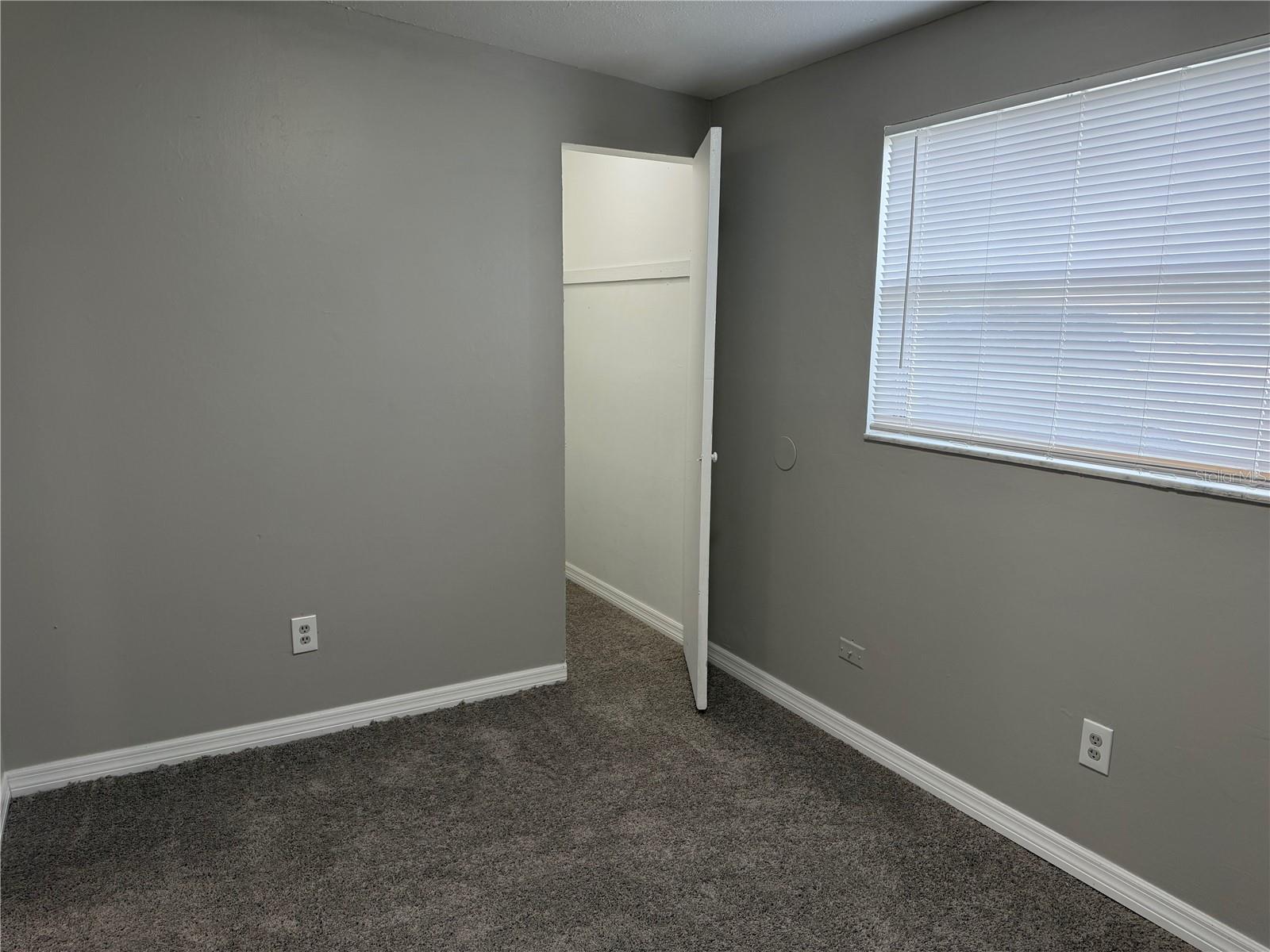 8707 N MANDARINE PL #B — photo 14