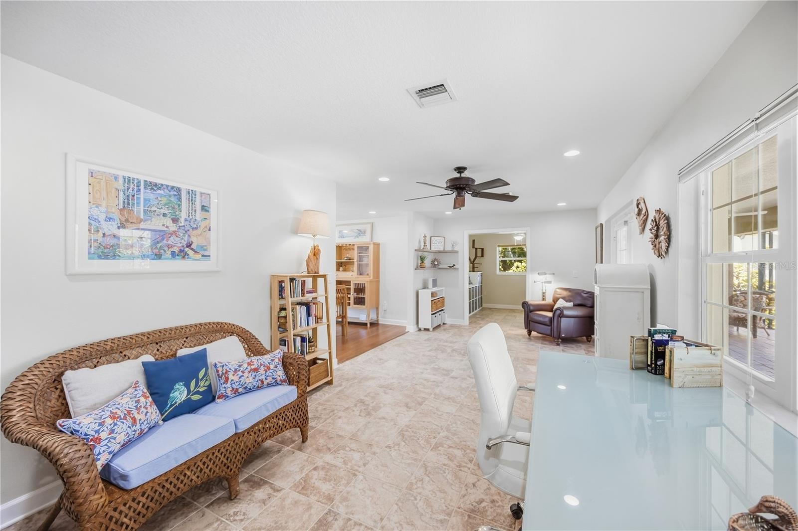 444 BAYCREST DR — photo 4