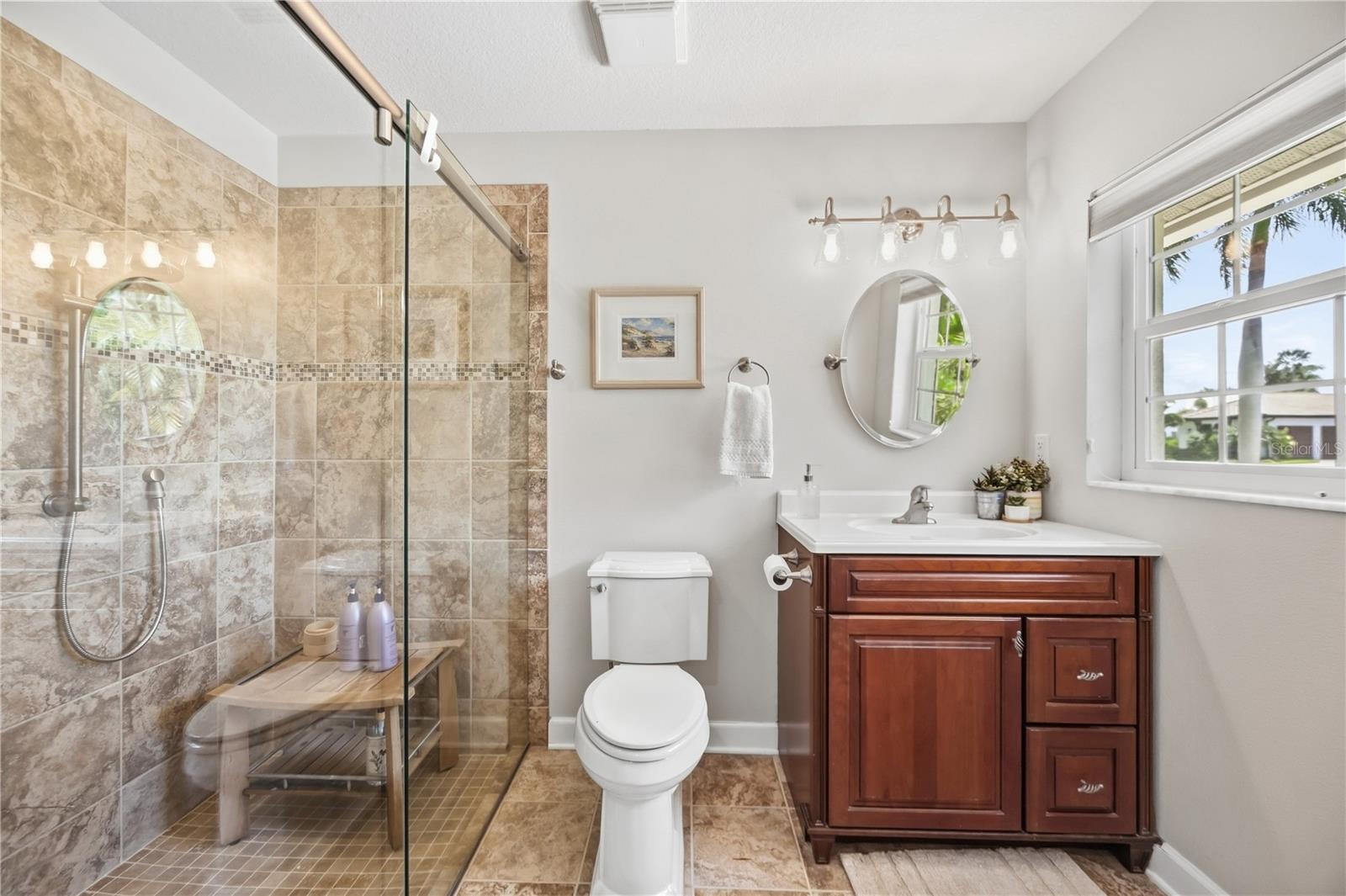 444 BAYCREST DR — photo 30