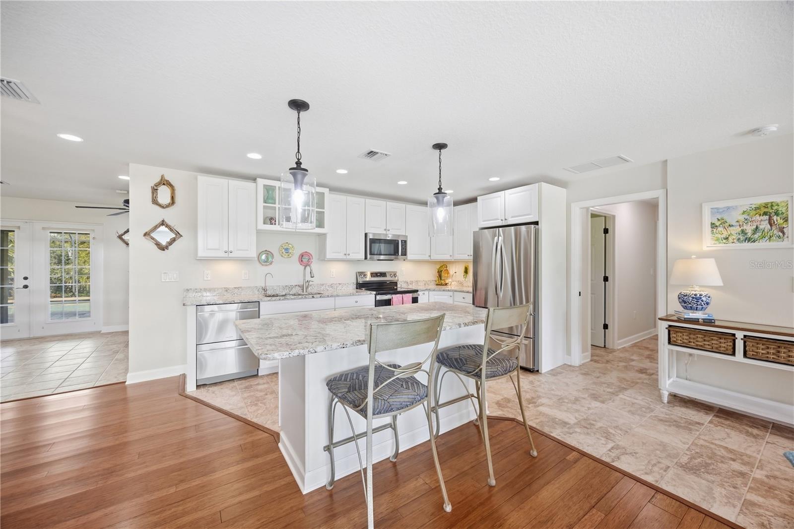 444 BAYCREST DR — photo 14