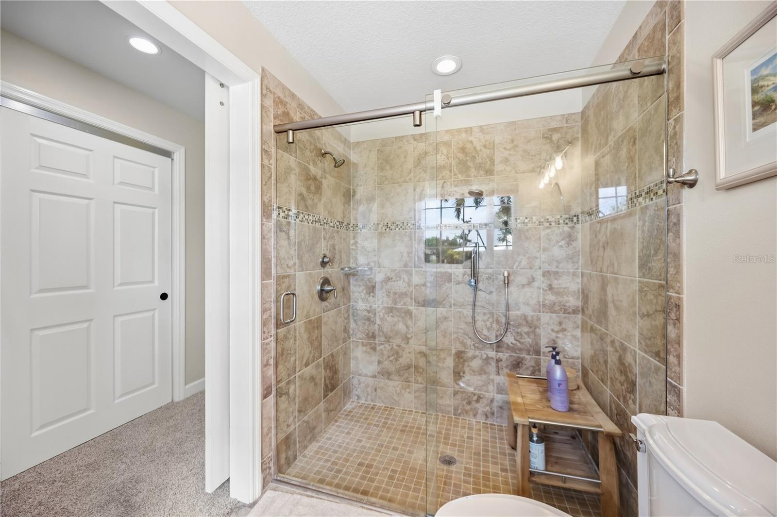 444 BAYCREST DR — photo 31