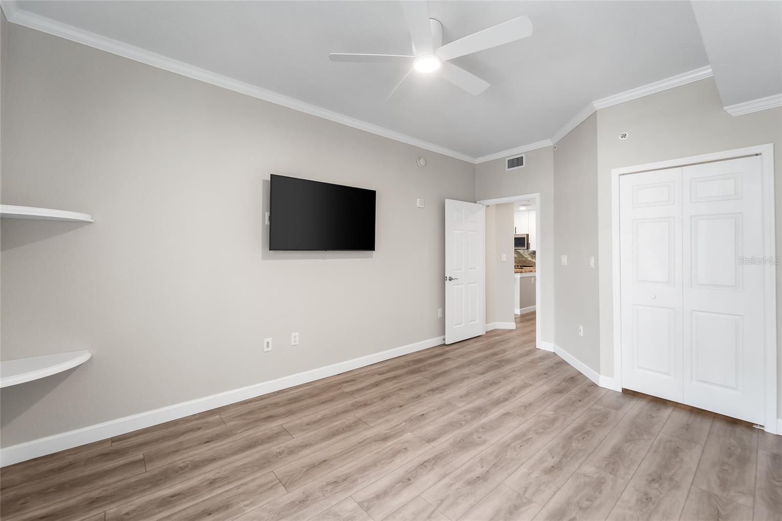700 S HARBOUR ISLAND BLVD #323 — photo 23