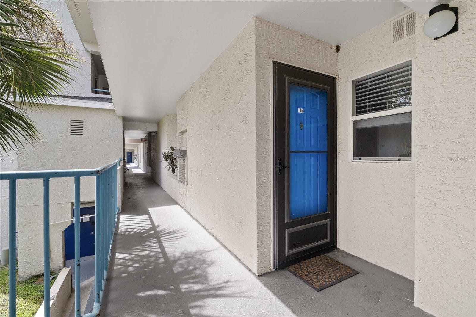 5537 SEA FOREST DR #104 — photo 3