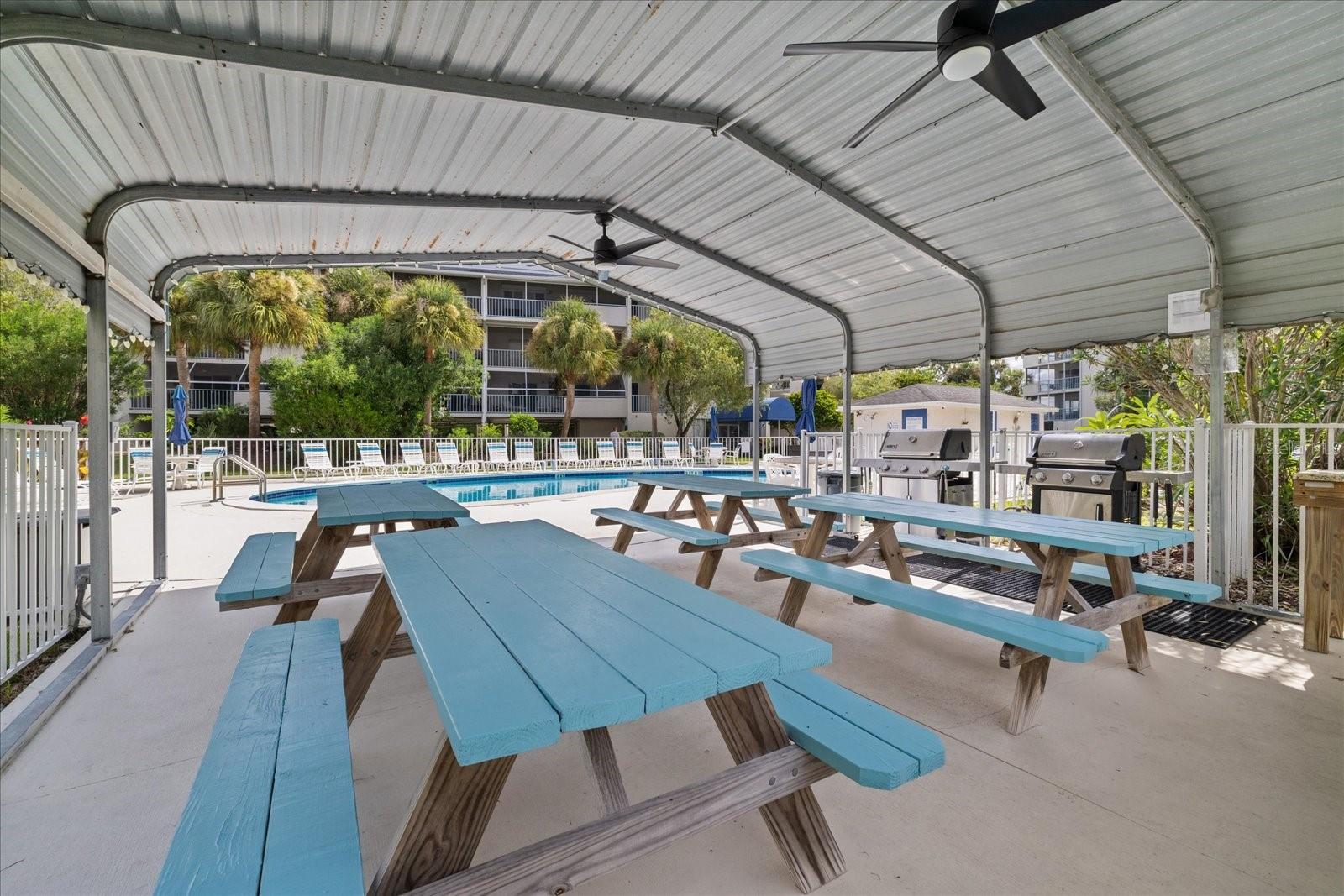 5537 SEA FOREST DR #104 — photo 34