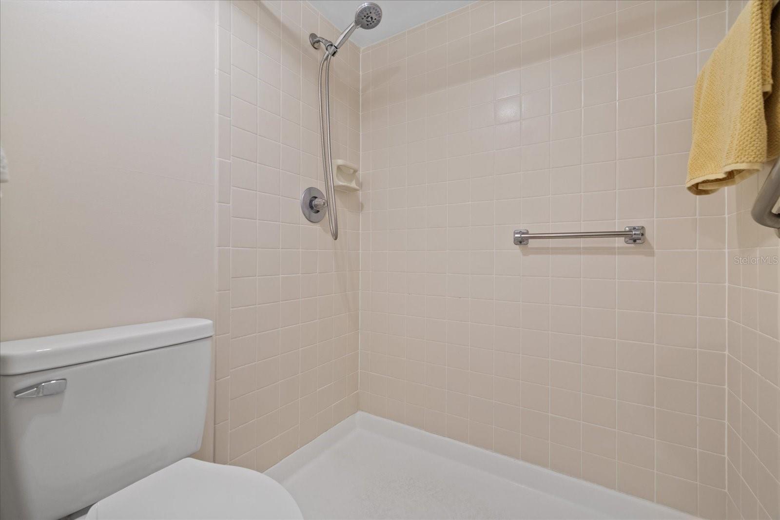 5537 SEA FOREST DR #104 — photo 20