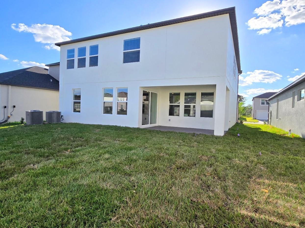 18489 SERENE LAKE LOOP — photo 31