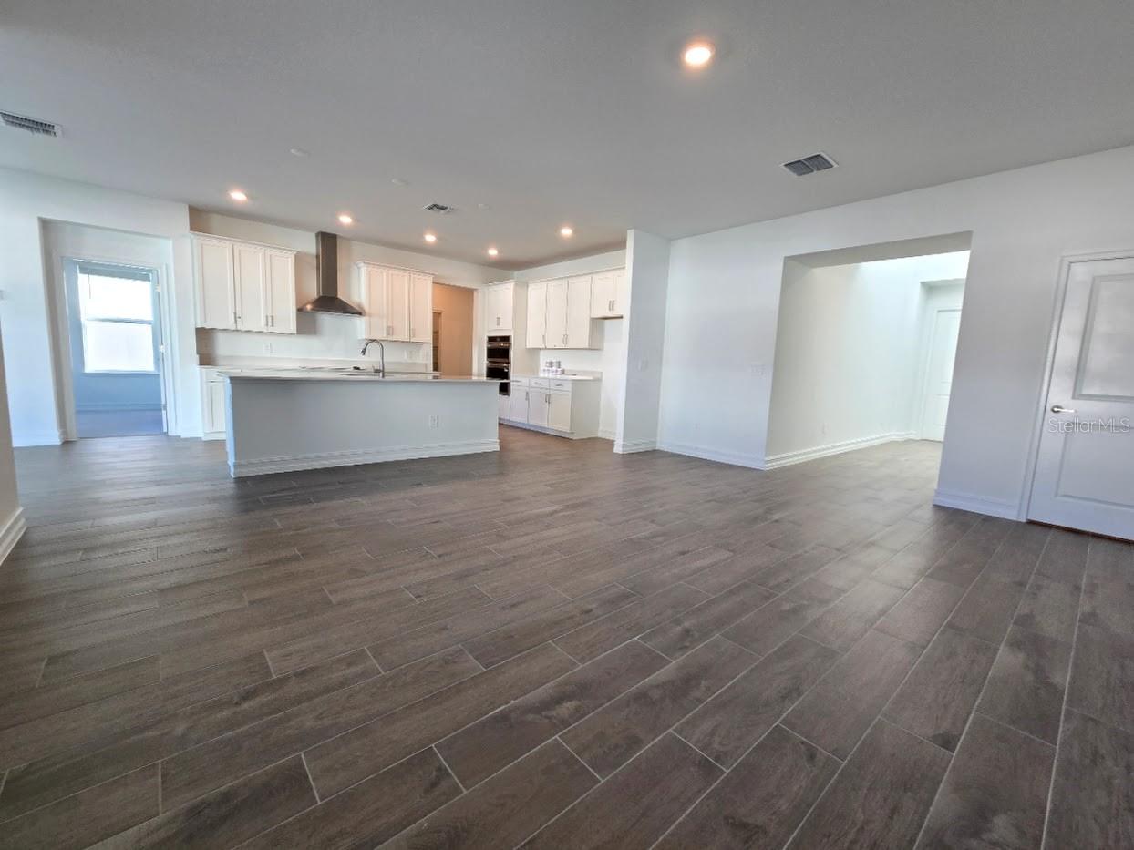 18489 SERENE LAKE LOOP — photo 5