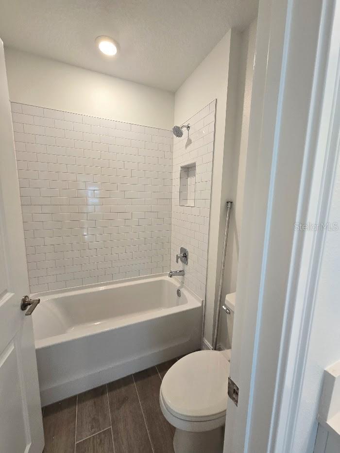 18489 SERENE LAKE LOOP — photo 24