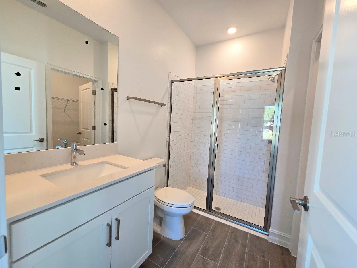 18489 SERENE LAKE LOOP — photo 26