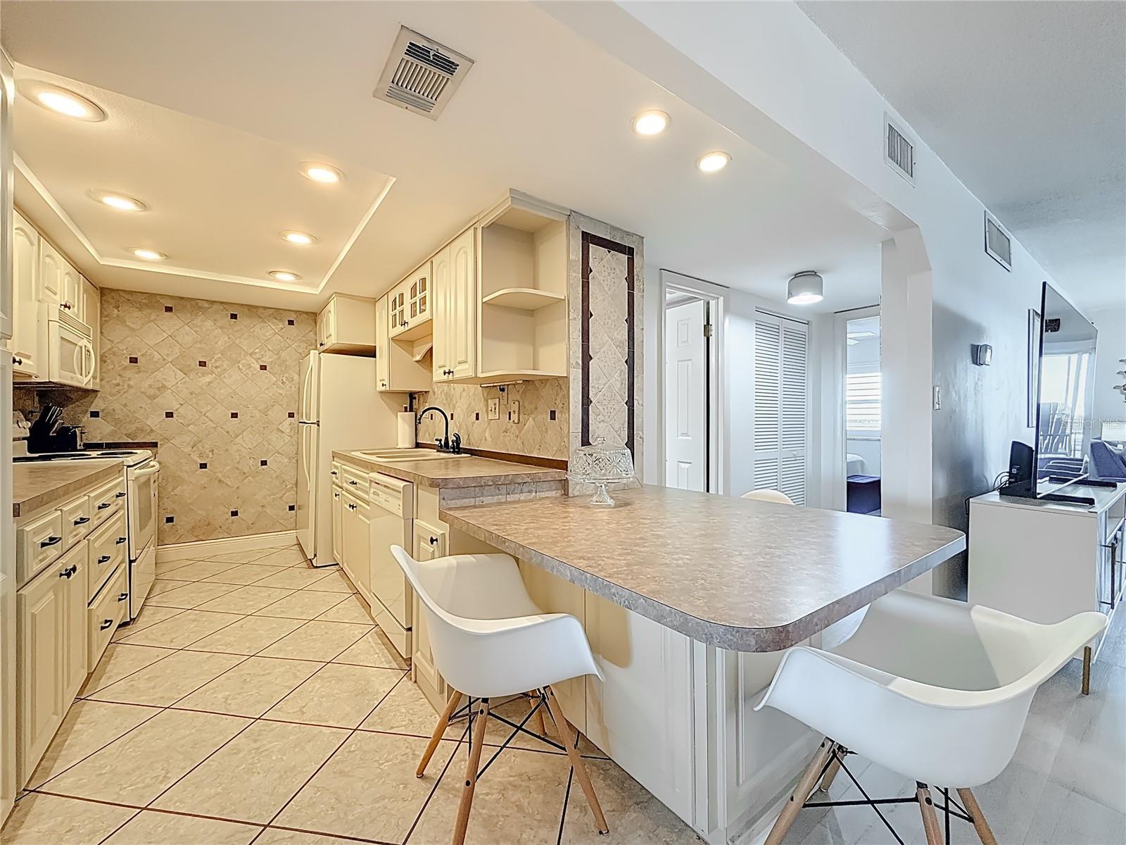 400 64TH AVE #1204 — photo 7