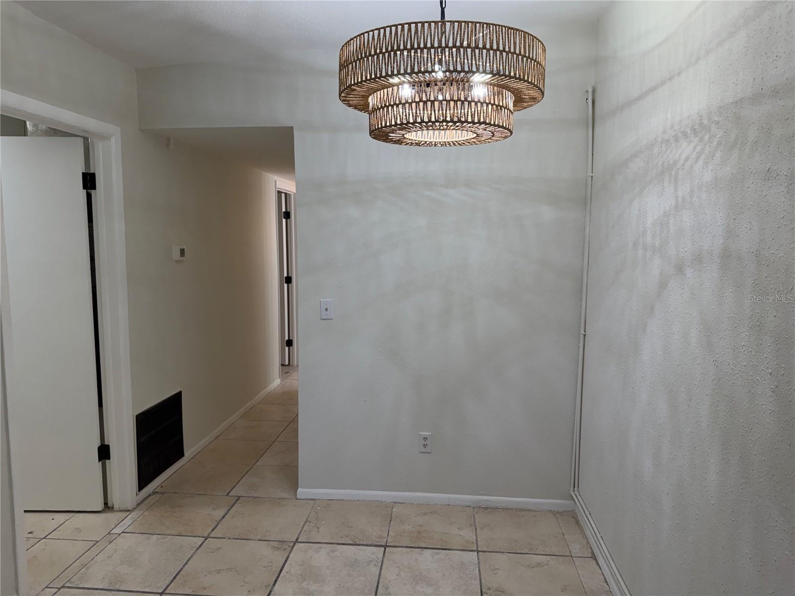 8709 N MANDARINE PL #A — photo 8