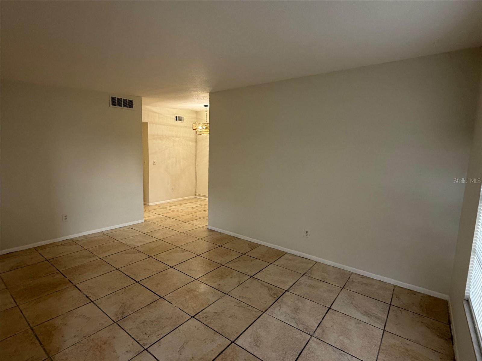 8709 N MANDARINE PL #A — photo 6