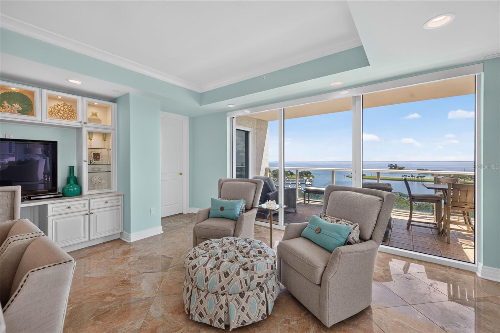 400 BEACH DR NE #1004 — photo 28