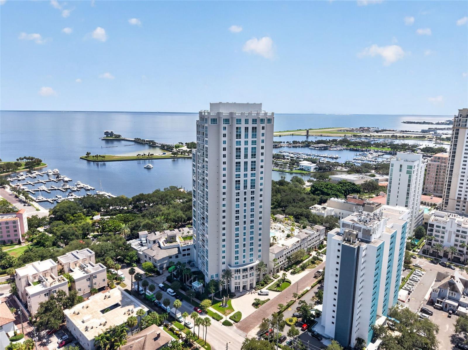 400 BEACH DR NE #1004 — photo 58