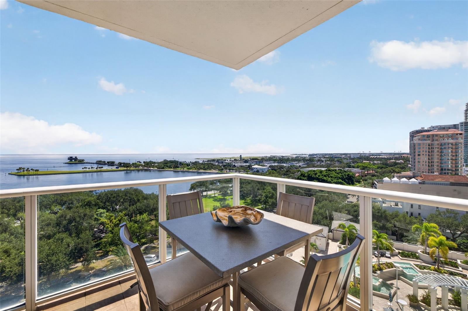 400 BEACH DR NE #1004 — photo 50