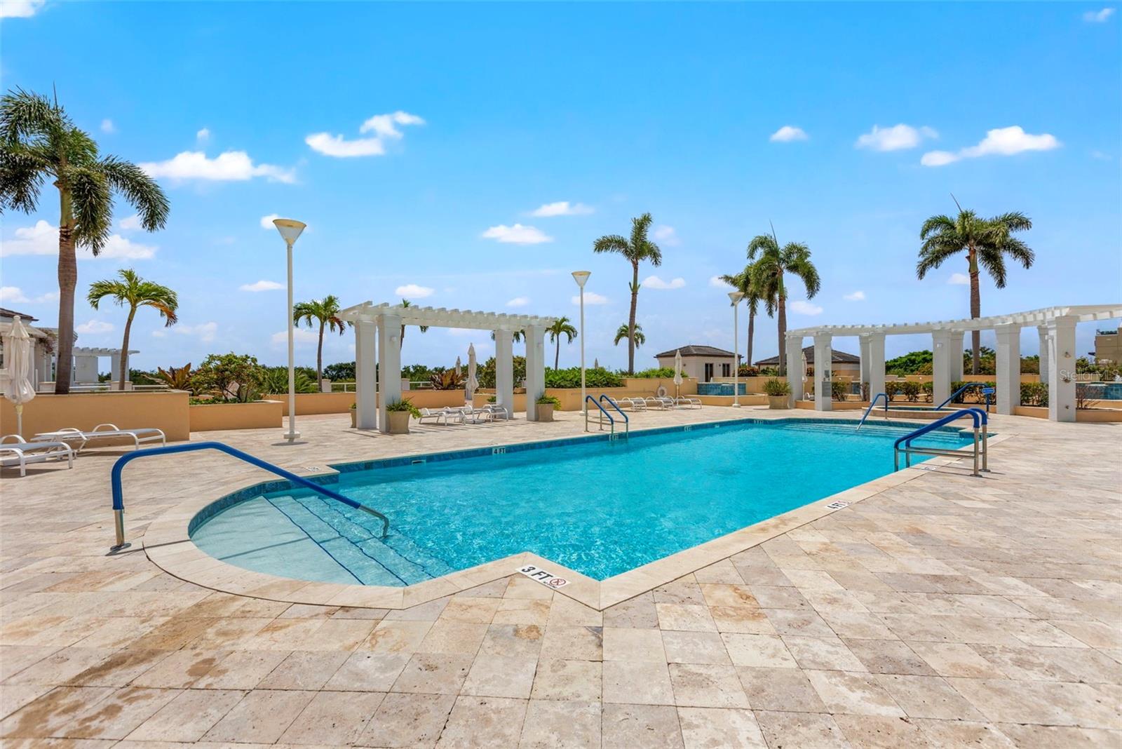 400 BEACH DR NE #1004 — photo 64