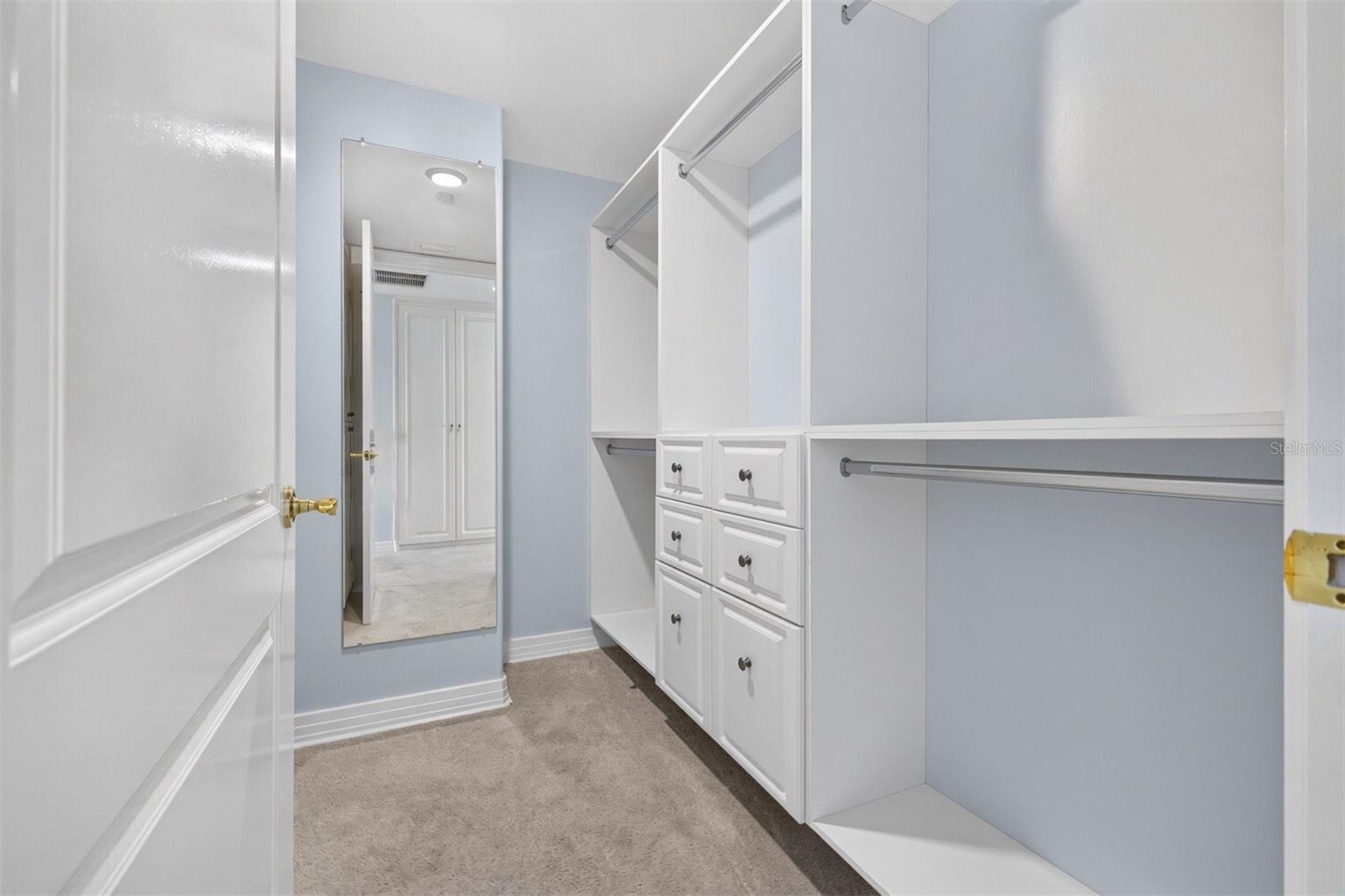 400 BEACH DR NE #1004 — photo 35