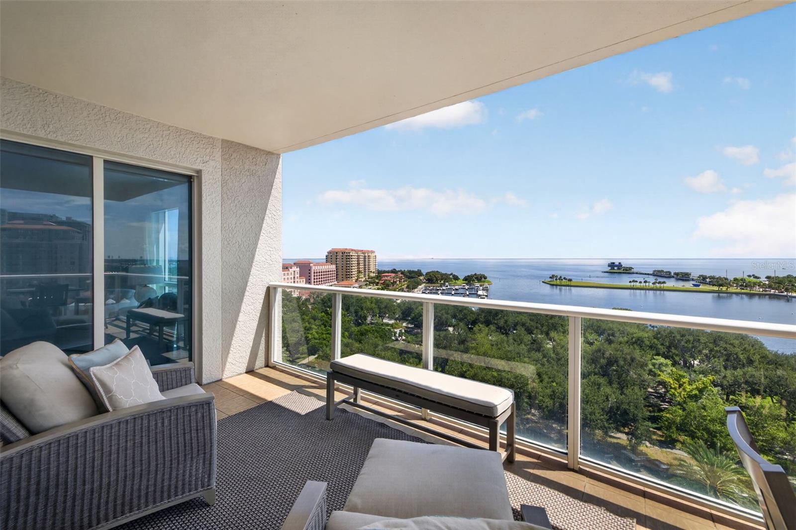 400 BEACH DR NE #1004 — photo 52
