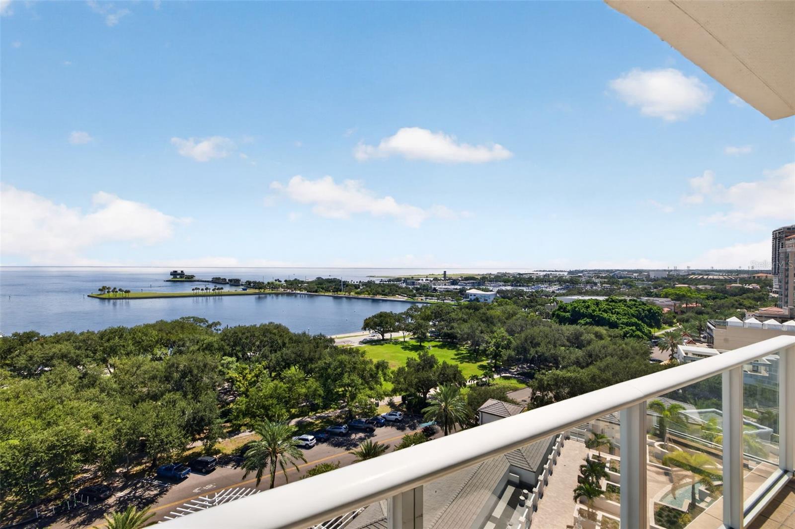 400 BEACH DR NE #1004 — photo 55
