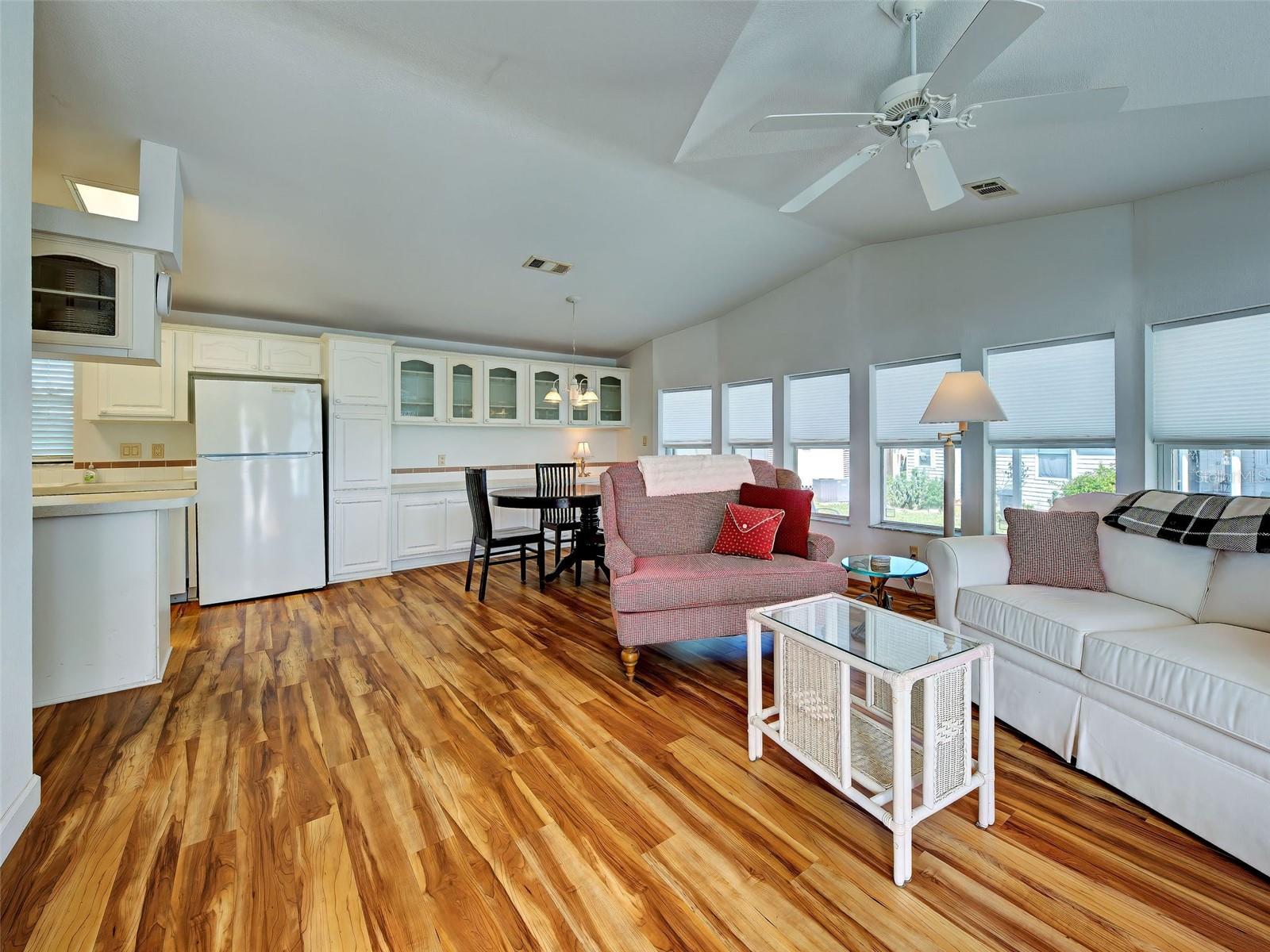 23 SIESTA CIR W — photo 13